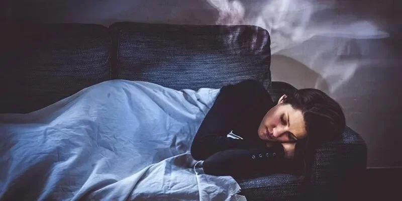 con-so-may-man-nen-danh-de-trung-lon